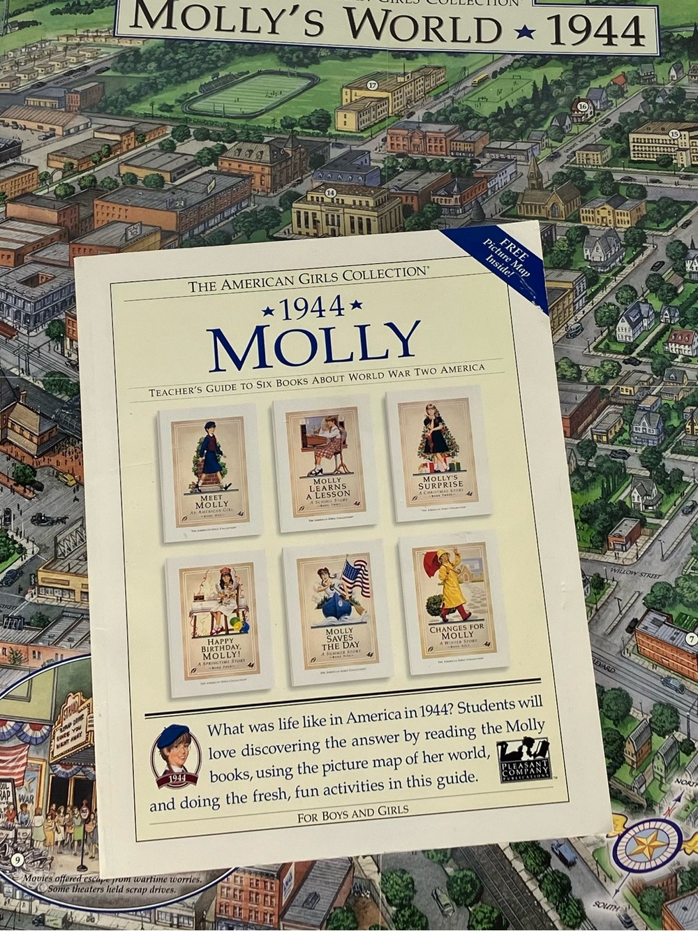 Pleasant Company Molly 1944 Teacher's Guide 'Molly's World' Large Map Included